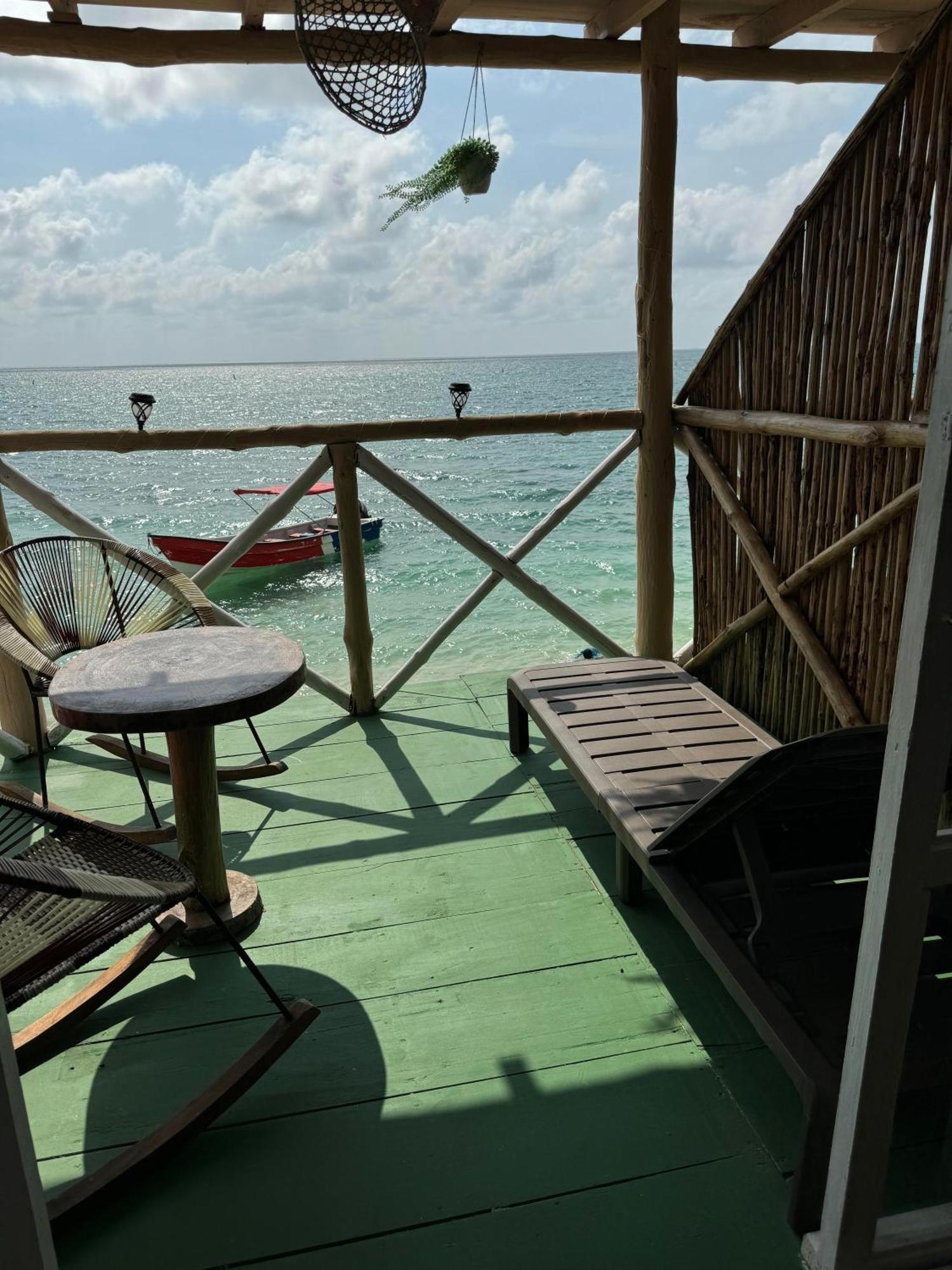 Tequila Sunbeach Baru Eco-Hotel Pendales Esterno foto